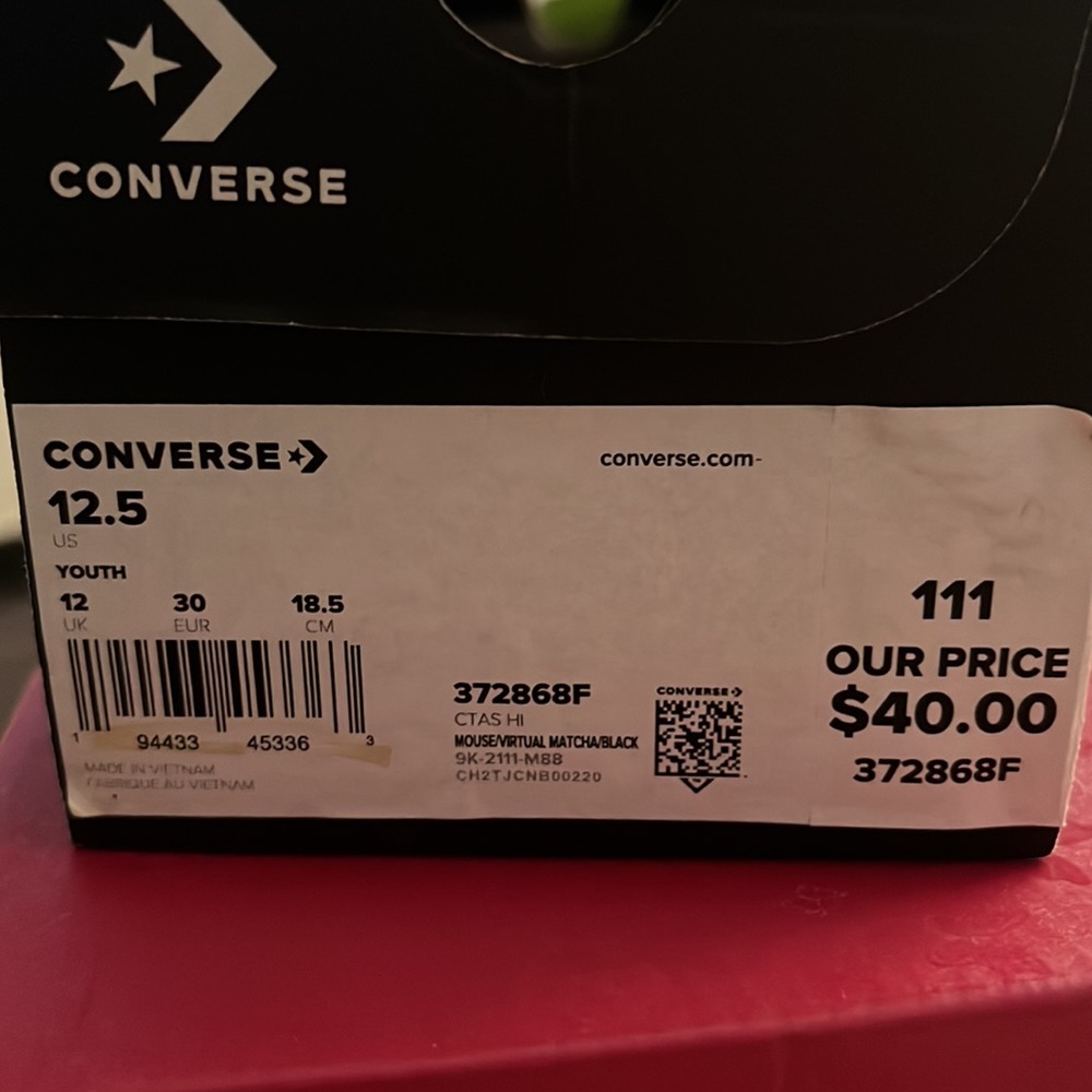 Converse - Picture 3 of 3